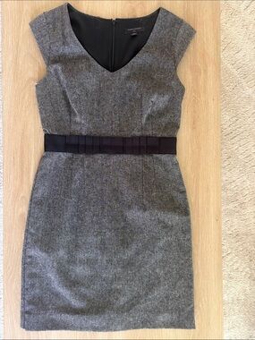 Banana Republic Factory Grey V-Neck Sheath Dress with Pleated Waistband